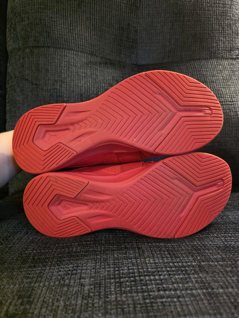 Red PUMA Athletic Shoes Size 10 - Picture 3 of 5